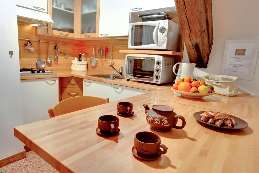 Ca' Cortigiane Suite Venice Bilik gambar