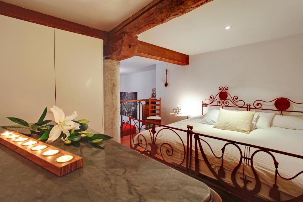 Ca' Cortigiane Suite Venice Bilik gambar